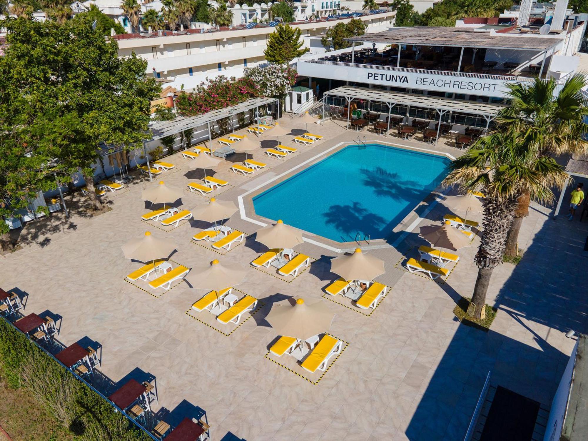 Petunya Beach Resort Ortakentyahşi Exterior foto